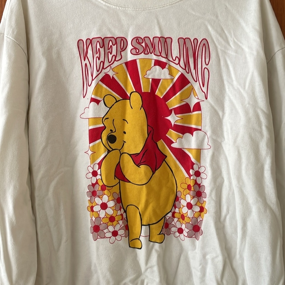 DISNEY WINNIE THE POOH sweatshirt size XXL white red longsleeve crewneck - Picture 2 of 5